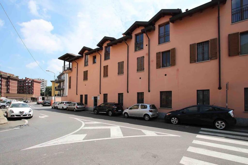 Appartamento Con Giardino Vicino A San Siro Milão Exterior foto